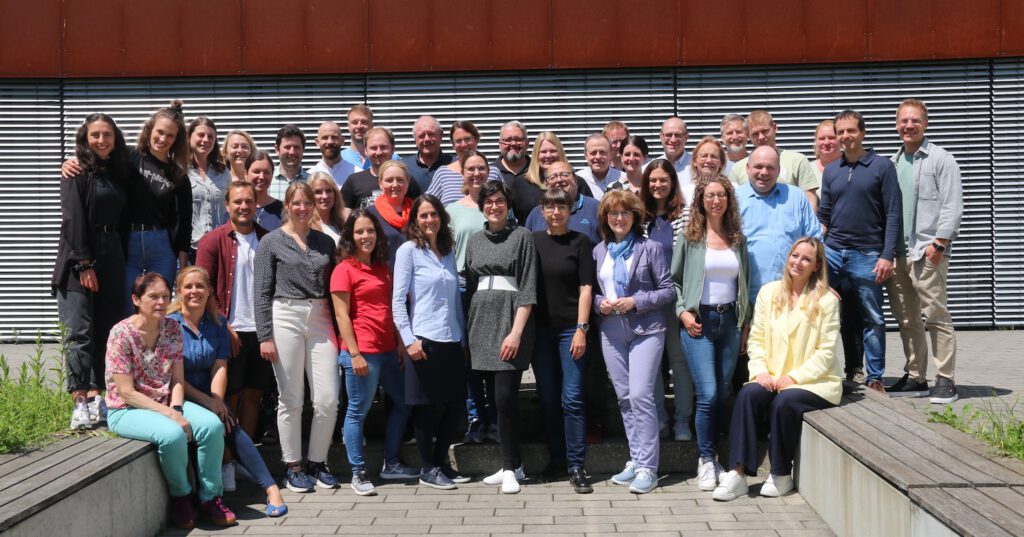 lehrkr-fte-staatliche-realschule-v-hringen